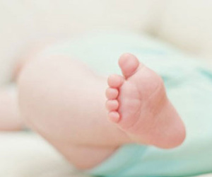 Bé trai 1 tuổi đã dậy thì giống đàn ông 25 tuổi