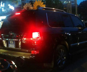 Cấp biển số xanh cho Lexus tư nhân là vi phạm pháp luật