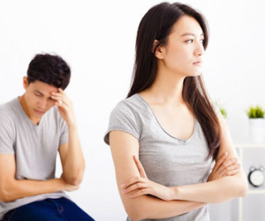 Chết sững vì việc hoang đường mà chồng bắt tôi làm ngay sau đêm tân hôn