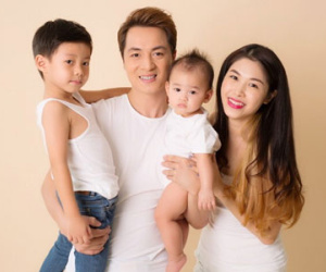Đăng Khôi khoe 2 quý tử đáng yêu
