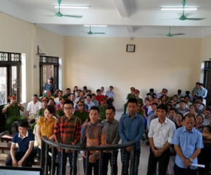 "Ái nữ" của ông trùm Minh "sâm" khóc lóc, xin tòa giảm nhẹ hình phạt