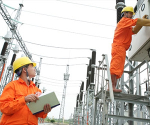 Nhiệt độ ở Hà Nội vẫn trên 40 độ C và lịch cắt điện trong ngày 3/6