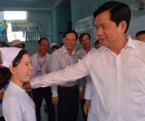 Bí thư Đinh La Thăng: "Biên chế làm gì, lương cao là được"