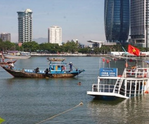 Chìm tàu trên sông Hàn: “Trung ương không thể với đến từng con tàu”