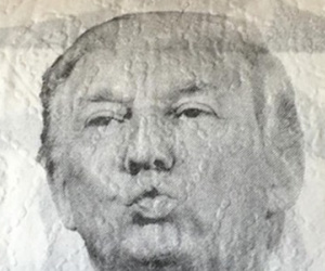 Dân Trung Quốc “chuộng” giấy vệ sinh có hình ông Trump và bà Clinton