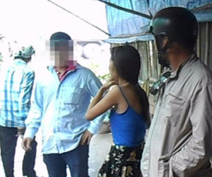 Giải cứu thiếu nữ bị "bán" vào quán cà phê ôm