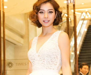 Jennifer Phạm đổi tóc ngắn trẻ trung đi sự kiện