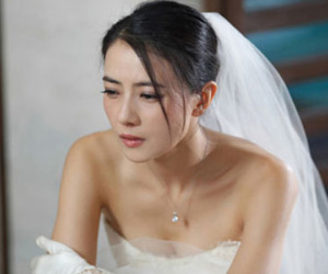 Phụ nữ, làm dâu cả thiên hạ...