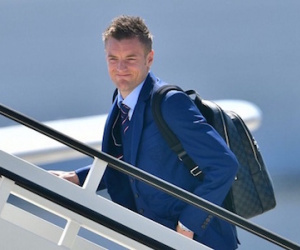 Vardy đổi ý khiến Pháo thủ chưng hửng