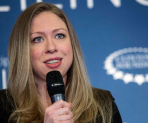 Cô gái âm thầm giúp bà Hillary Clinton tiến tới ghế tổng thống Mỹ