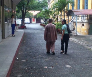 "Sư thầy" tạt thẳng axít vào mặt nạn nhân vì mâu thuẫn tiền bạc