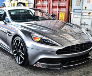 Thêm siêu xe Aston Martin Vanquish về Việt Nam