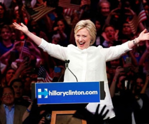 Hillary Clinton và hành trình gian truân để đi vào lịch sử chính trường Mỹ