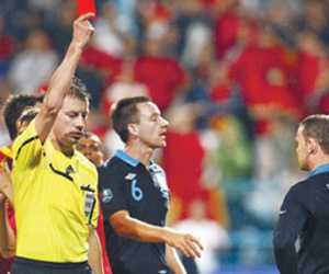 Những luật mới áp dụng ngay trận khai mạc Euro 2016