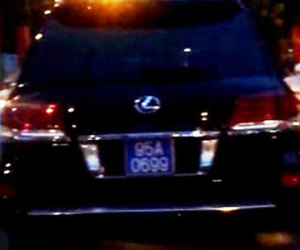 Phó chủ tịch dùng xe Lexus: "Tôi chấp hành chỉ đạo của Tổng bí thư"