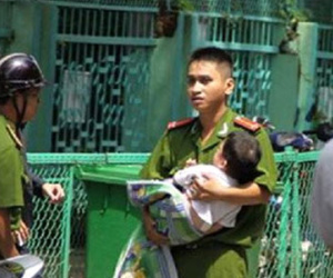 Công an Hòa Bình bác tin 2 cháu bé nhập viện vì bắt cóc