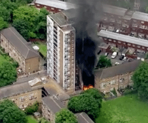 Cháy tòa nhà chung cư 16 tầng ở London