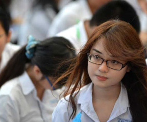 Dạy thêm: Phí sức lực trò, uổng tài năng thầy