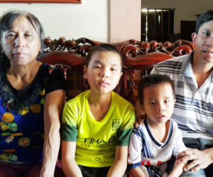 Cuộc đoàn tụ đẫm nước mắt của người phụ nữ bị đánh thuốc mê, bán sang Trung Quốc