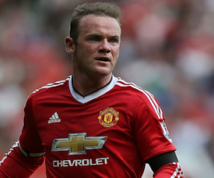 Jose Mourinho lấy lòng Wayne Rooney