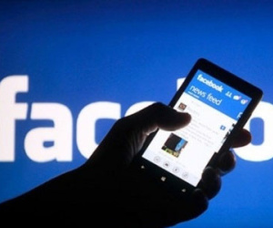 Bị buộc phải xin lỗi vì xúc phạm tình cũ trên Facebook