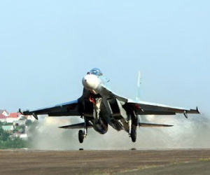 Soi sức mạnh của máy bay tiêm kích Su-30 MK2