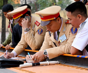 Nộp phạt vi phạm giao thông qua bưu điện, nhận lại giấy tờ tại nhà