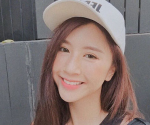 Quỳnh Anh Shyn cán mốc 1 triệu follower trên Instagram, chỉ "chịu" xếp sau Chi Pu về độ hot