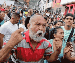 Venezuela bắt hơn 400 người "cướp lương thực"