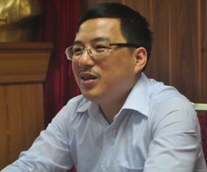 "Con bò sữa" tỷ đô: Miếng ngon khó bỏ?