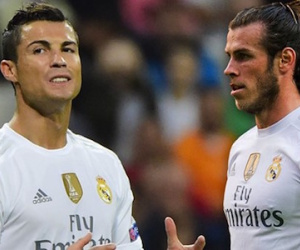 Ronaldo và Bale hẳn đang rất... nhớ nhau