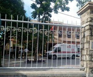 Vào trụ sở công ty nhảy lầu tự vẫn