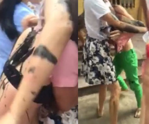 Cặp bồ với "chồng nhà người ta", cô gái trẻ bị lột áo, đổ mực lên người ngay tại nơi làm việc