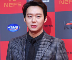 Phiên thẩm vấn thứ nhất: 4 nạn nhân khẳng định bị Yoochun khống chế, ấn quỳ xuống trong nhà vệ sinh