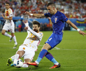 Tây Ban Nha thua Croatia, đụng Italy ở vòng 1/8