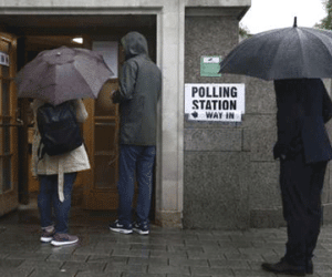 Anh bắt đầu bỏ phiếu trưng cầu dân ý về Brexit