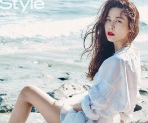 "Người đẹp nói dối" Kim Ha Neul quyến rũ ở tuổi U40