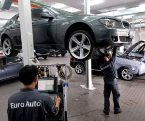 Đi ôtô Đức tốn hơn xe Nhật: Nỗi khổ chơi sang
