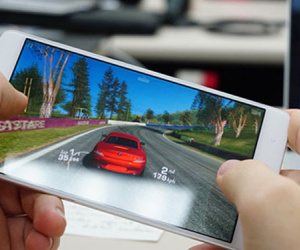 8 GB RAM có giúp smartphone chạy nhanh hơn?