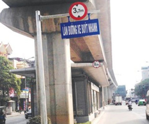 Buýt nhanh nghìn tỷ nguy cơ “vỡ trận”
