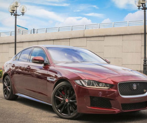 Chi tiết sedan thể thao Jaguar XE S đầu tiên tại Hà Nội