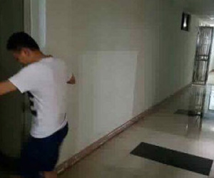 Thảm cảnh chung cư: Nước phun từ thang máy vào phòng ngủ tầng 21
