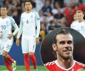 Cầu thủ Wales ăn mừng đầy phấn khích khi Anh bị loại