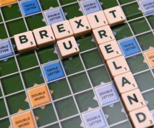 Hậu Brexit, người Anh đổ xô xin cấp hộ chiếu... EU