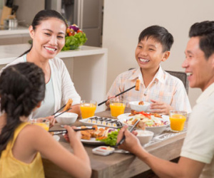 Nhân ngày Gia đình Việt Nam 28/6: Nỗi sợ của chồng và nỗi lo của vợ