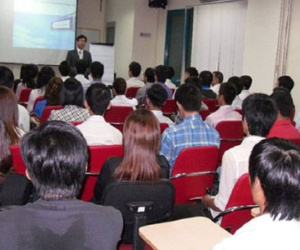Phạt Công ty Trường Giang nhập sản phẩm 12.000 đồng bán 990.000 đồng