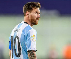 Sao M.U: Messi bốc đồng nên nhất thời đòi giải nghệ
