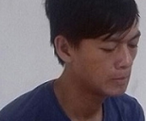 Cướp điện thoại trong túi quần của phụ nữ