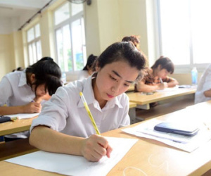 Gần 900.000 thí sinh làm thủ tục chính thức bước vào kỳ thi THPT Quốc gia