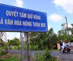 Lãnh đạo huyện nông thôn mới nợ đầm đìa rớt chức